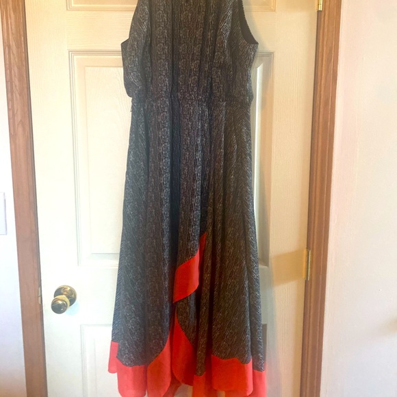 Grey and coral dress - Picture 1 of 1